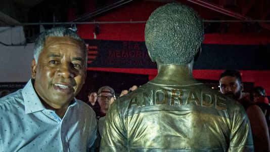 Em 2020, Flamengo inaugurou um busto para Andrade, ídolo rubro-negro