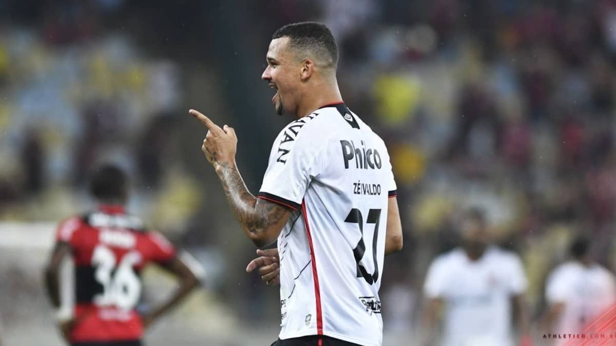 Bar de Curitiba promete dar 200 chopes se Zé Ivaldo fizer gol contra o Flamengo