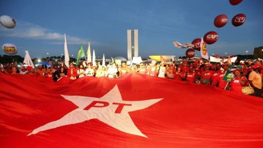 Em 2024, PT projeta ter candidatos próprios ou aliados em 250 cidades.