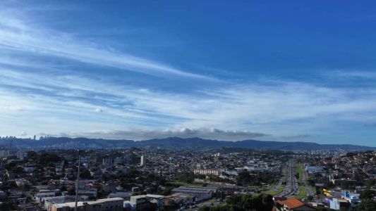 Em Belo Horizonte o dia será de céu parcialmente nublado