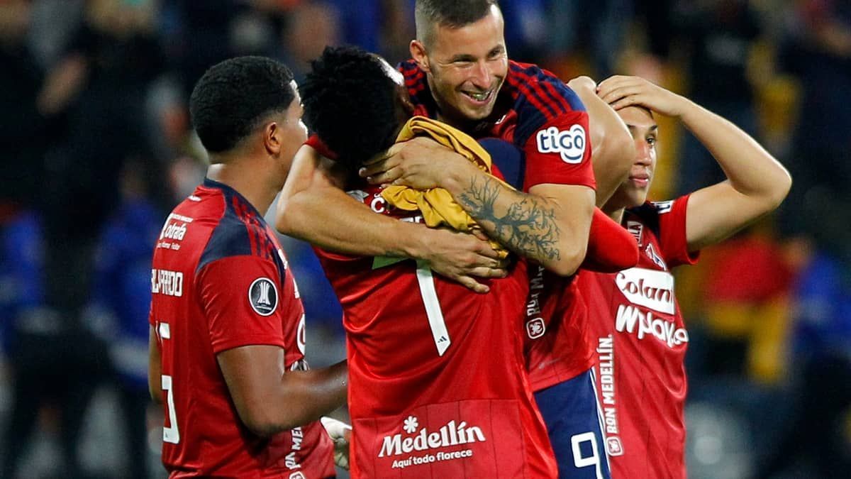 Independiente Medellín vence chileno Magallanes e vai à fase de grupos da Libertadores