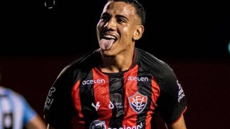 Em casa, o Vitória superou o Londrina por 2 a 0 pela Série B
