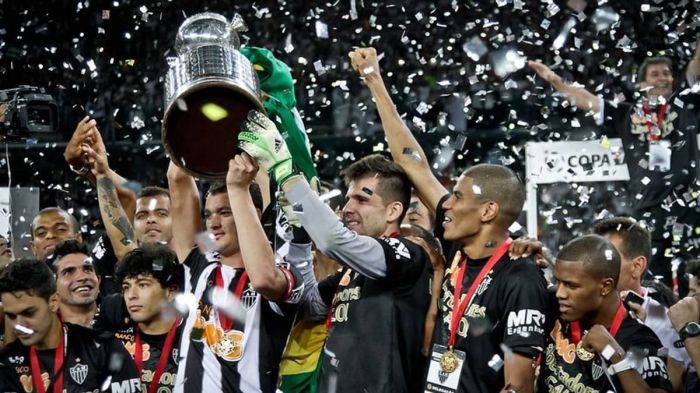 Em funções distintas, Réver, Leonardo Silva e Victor seguem no Atlético