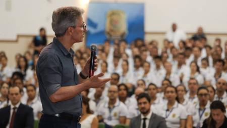 Em maio, Zema sancionou aumento do próprio salário em quase 300%