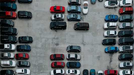 Em menos de duas semanas, programa de incentivo à compra de carros consome 60% dos recursos previstos.