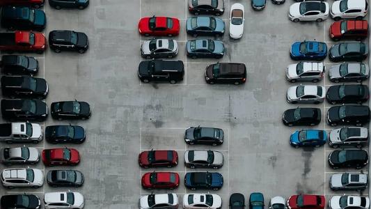 Em menos de duas semanas, programa de incentivo à compra de carros consome 60% dos recursos previstos.