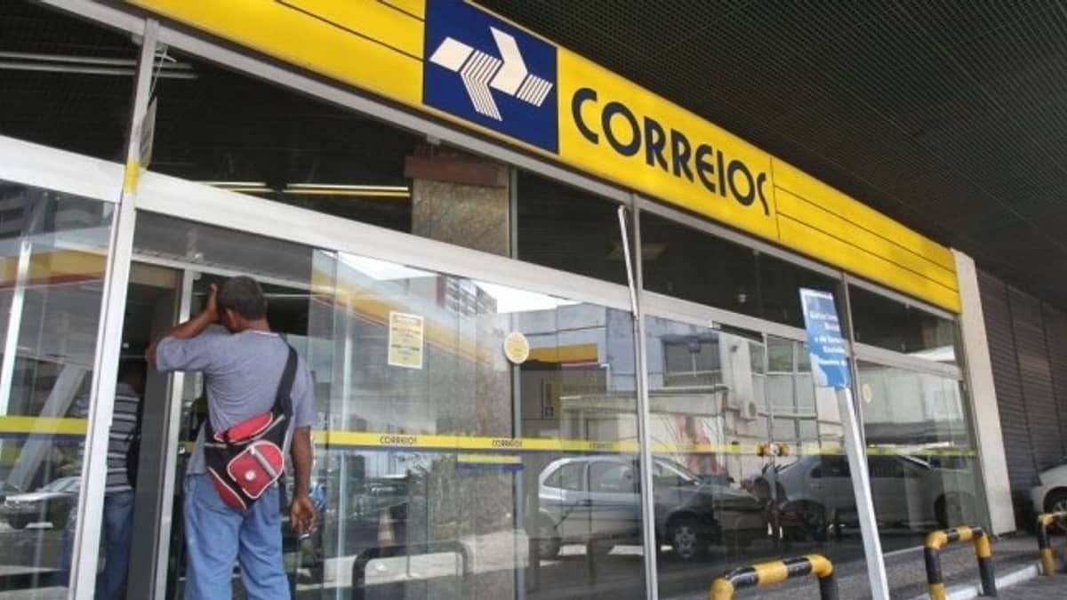 Correios disponibiliza mais de 4 mil vagas para jovens aprendizes no Brasil