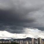 Em quatro dias, chove quase 30% do esperado para o mês de janeiro em região de BH
