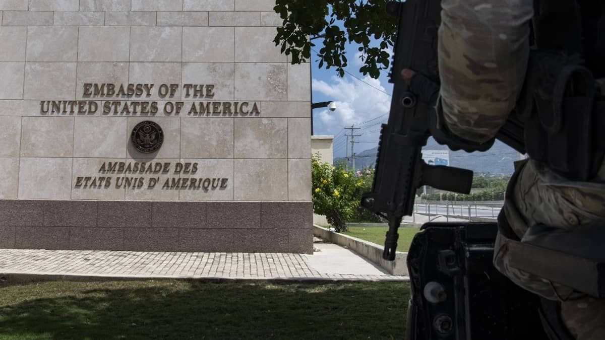 Enfermeira americana é sequestrada com o filho no Haiti