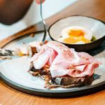 Embalagens ocultam parte dos aditivos em alimentos vendidos no Brasil