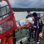 Embarcação vira com 5 turistas a bordo em Alagoas