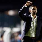 Vaiado em Uberlândia, Vasco não sente pressão e foca no clássico, garante Emiliano Díaz