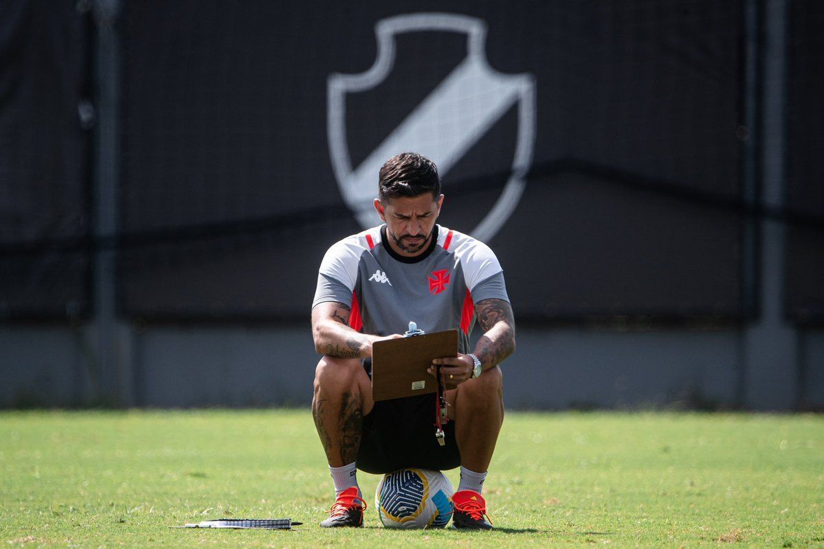 Vasco fará importantes testes em amistoso contra o América, no sábado