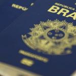 Passaporte brasileiro sobe em ranking dos melhores do mundo para viajar; veja classificação