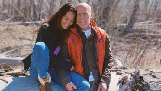 Emma Heming e Bruce Willis estão juntos há mais de 10 anos