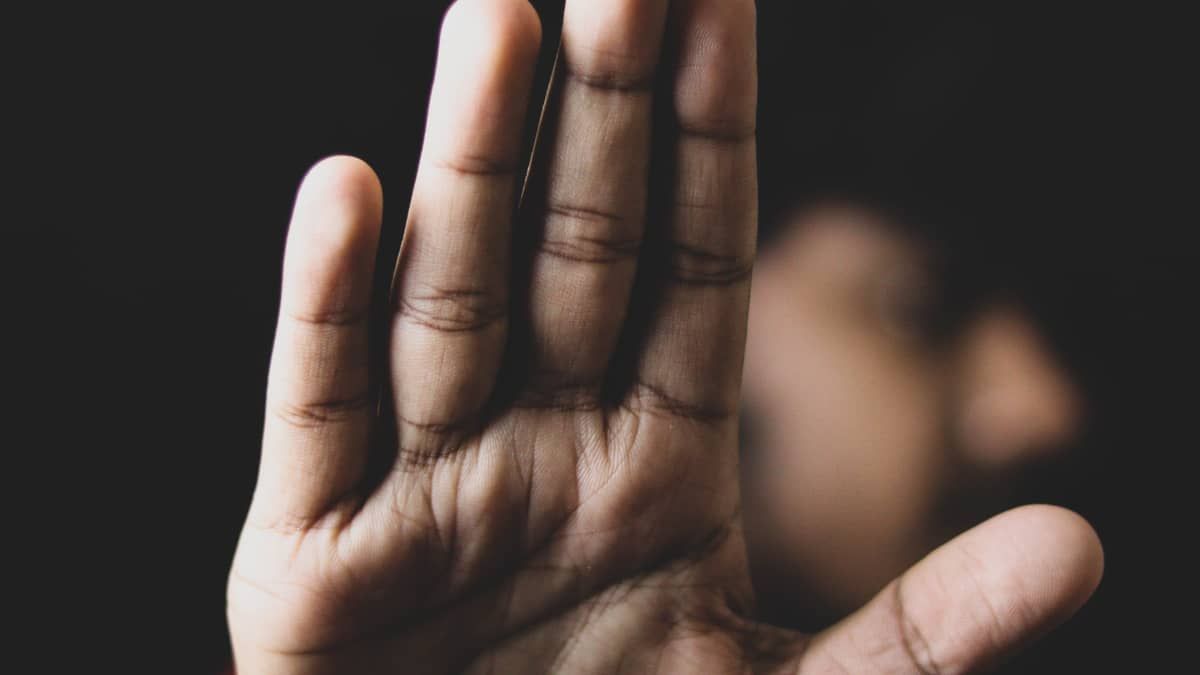 Meta é acusada de ignorar exploração infantil e tráfico sexual em plataformas