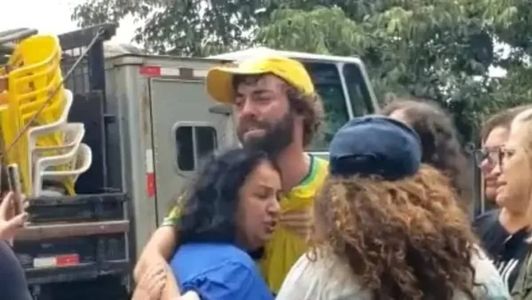 Empresário Esdras dos Santos entrou na Justiça para continuar manifestando em frente a quartel na Raja