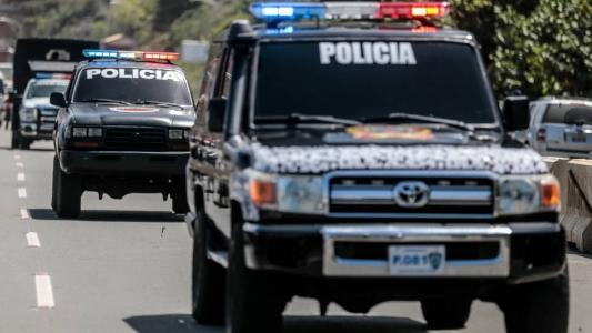 Empresários e funcionários do governo venezuelano foram detidos neste sábado (25)