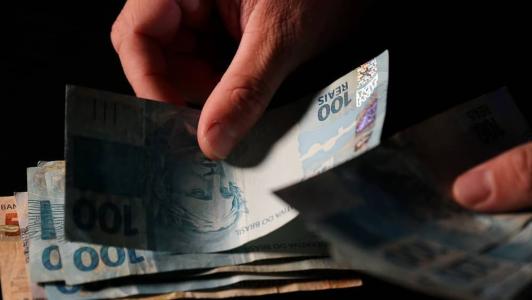 Empresários levam investimentos para outros países para terem benefícios diferentes