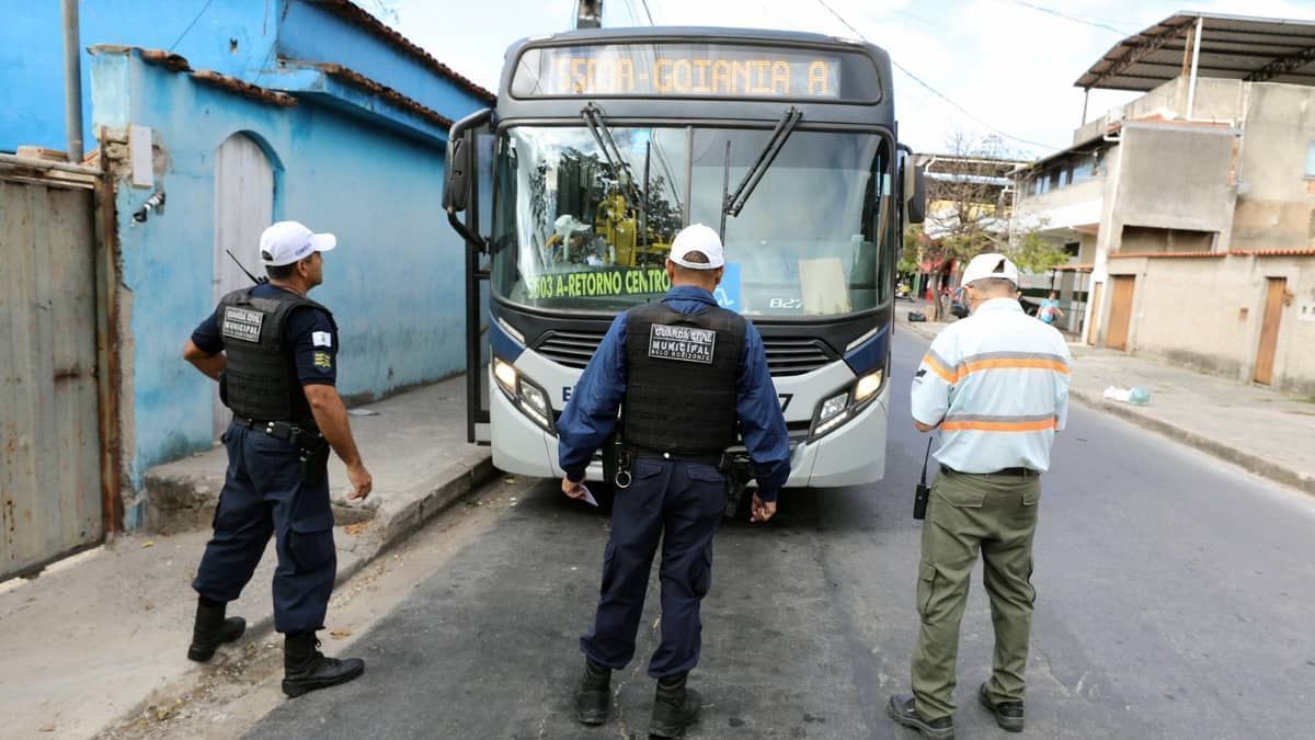 Consórcios de ônibus de BH receberam R$ 16,8 milhões da PBH após sanção de subsídio