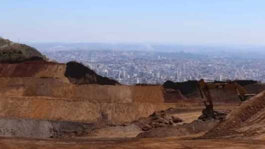 Empresas viram rés por mineração ilegal na Serra do Curral
