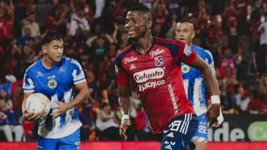 Emprestado pelo São Paulo, Orejuela estreia com gol na Colômbia