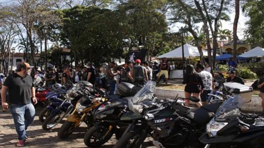 Encontro acontece na Praça Gomes Freire