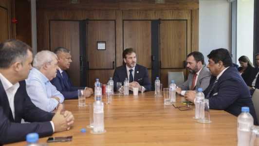 Encontrou reuniu representantes da Conmebol, Fluminense e Boca no Rio