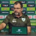 Enderson Moreira comenta fase do América na Série B: ‘Complicado sair dessa’