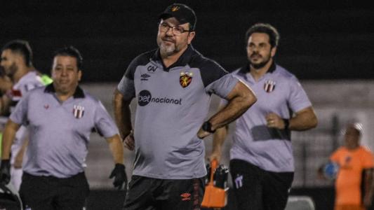 Enderson Mireira, técnico do Sport