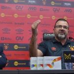 Enderson fala em buscas do Sport no mercado: 'O torcedor vai gostar'