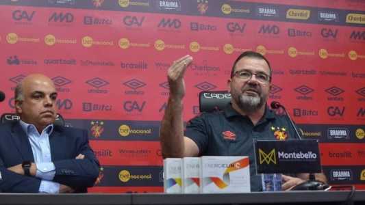 Enderson Moreira (D) espera novos reforços no Sport; à esquerda está o presidente do clube, Yuri Romão