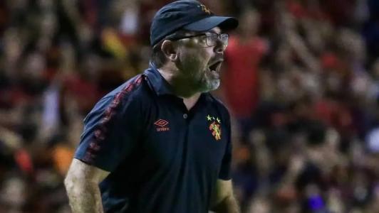 Enderson Moreira não seguirá no Sport para a temporada 2024