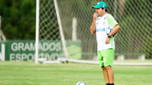 Enderson Moreira pode ser opção para comandar o América em 2024