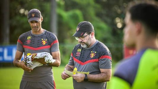 Enderson Moreira, técnico do Sport