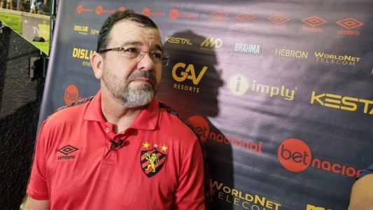 Enderson Moreira, técnico do Sport
