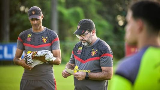 Enderson Moreira, técnico do Sport