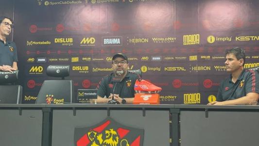 Enderson Moreira, técnico do Sport