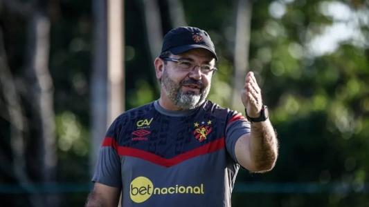 Enderson Moreira, técnico do Sport