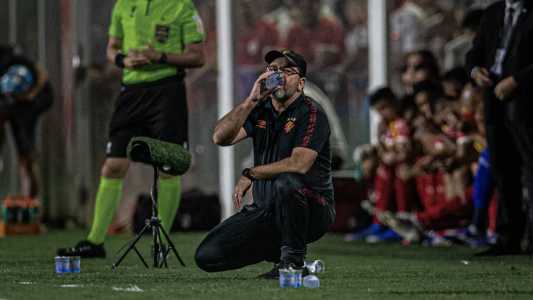 Enderson Moreira, técnico do Sport