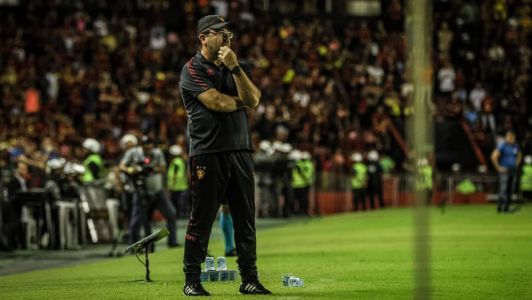 Enderson Moreira, técnico do Sport