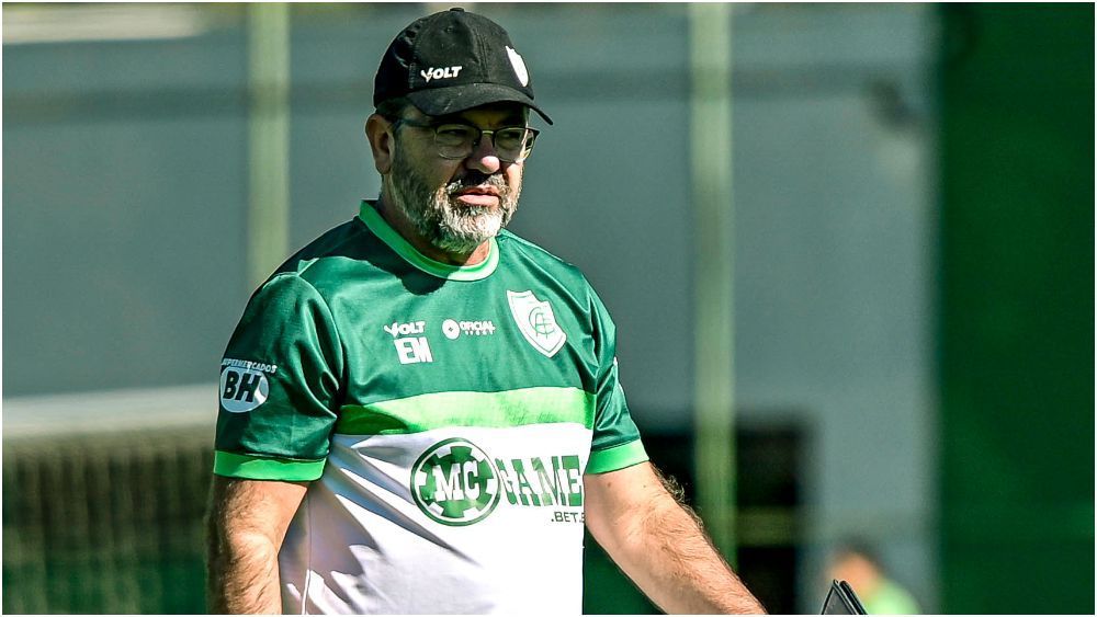 Enderson Moreira se pronuncia após demissão do América: 'Trabalhamos incansavelmente'