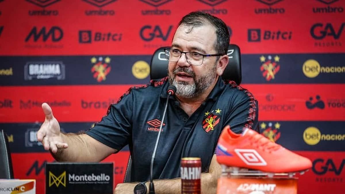 Técnico do Sport remete vazio da Ilha do Retiro à pandemia: 'Muito traumático'