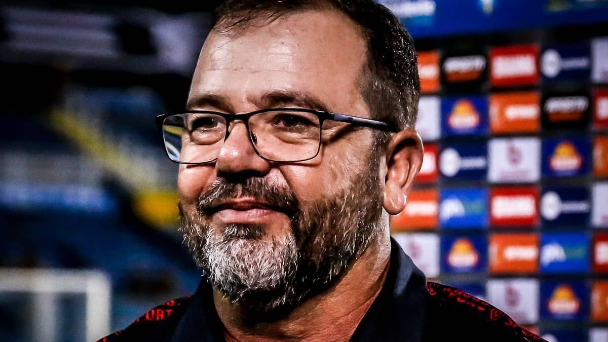 Enderson avalia Criciúma 1 x 0 Sport: 'Merecíamos minimamente um empate'