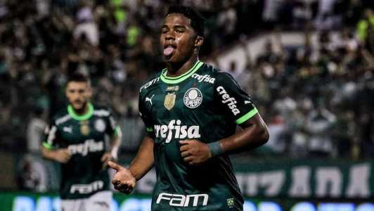 Endrick dá show e Palmeiras assume liderança do Brasileiro ao vencer Inter