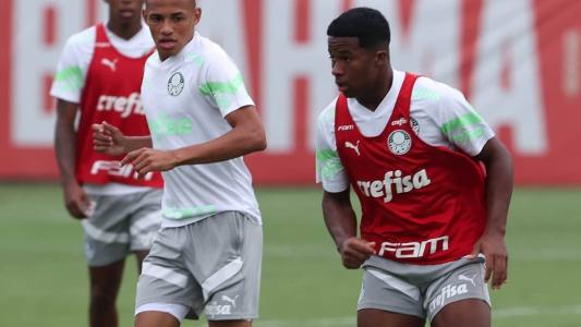 Endrick ganha espaço, e Palmeiras treina completo de olho na volta contra o Boca