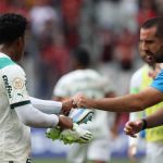 Palmeiras: Endrick usa chuteiras de Adidas e Nike em jogo contra o Athletico-PR