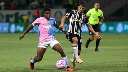 Endrick usou camisa da campanha em jogo contra o Atlético