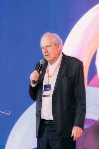 'Energia é desenvolvimento', afirma Rubens Menin durante Projeto Eloos na Arena MRV