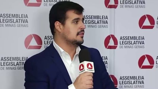 Texto apresentado por Engler estabelece "sexo biológico" como regra para as atividades